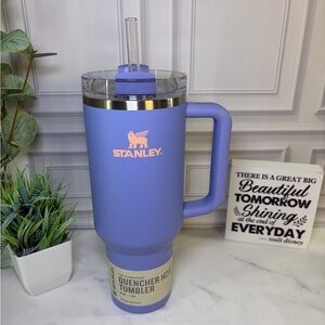 Stanley Hydrangea 40oz BNWT